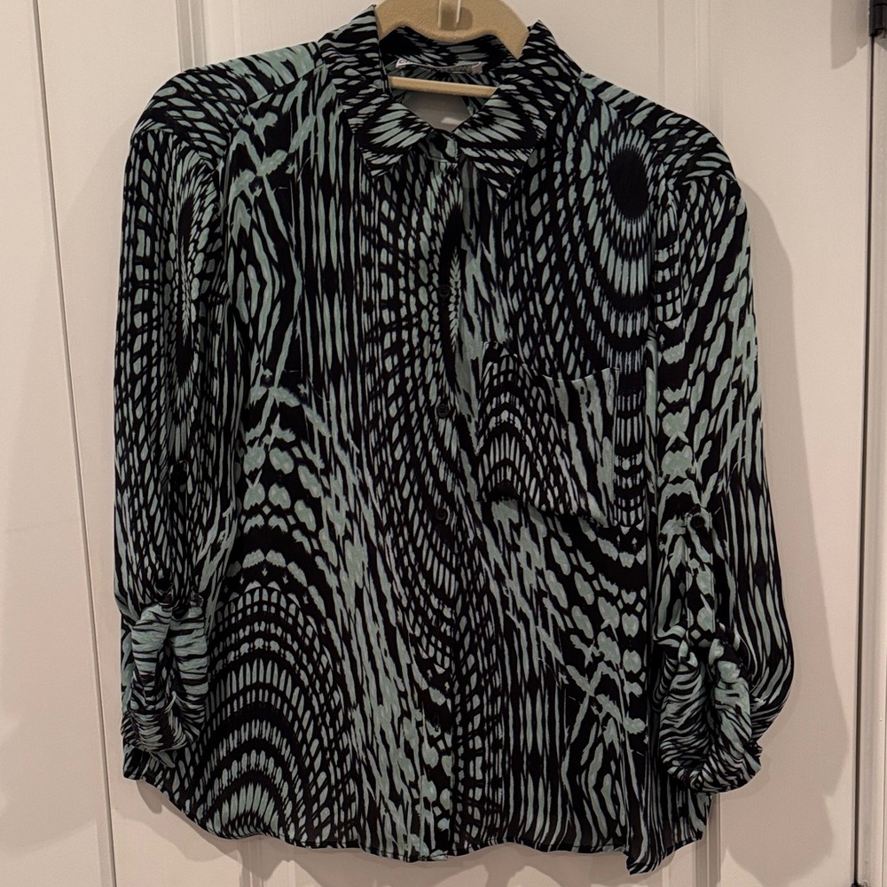 Chic Black and Green Patterned Long Sleeve Top 100% silk.